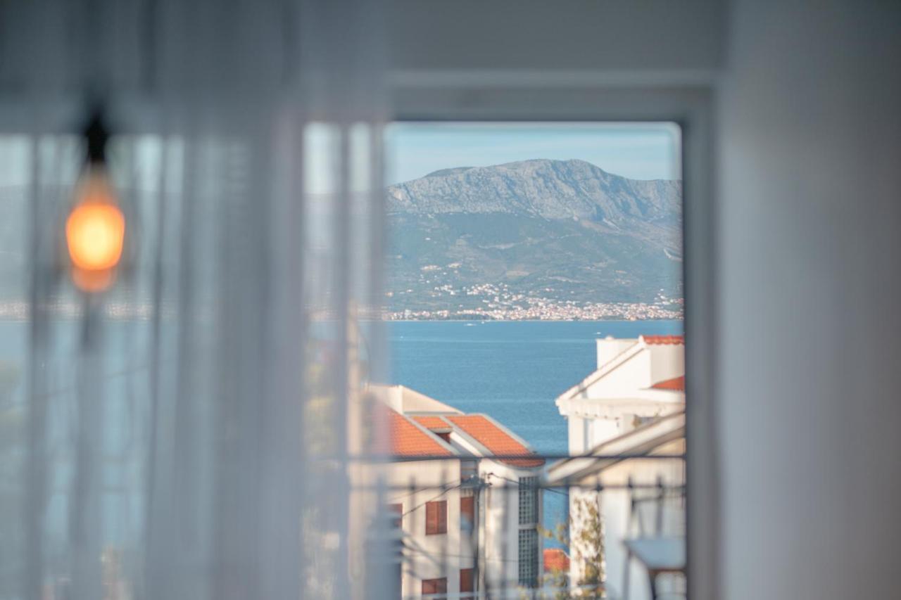 Holiday Home Insulam Mare Trogir Eksteriør bilde